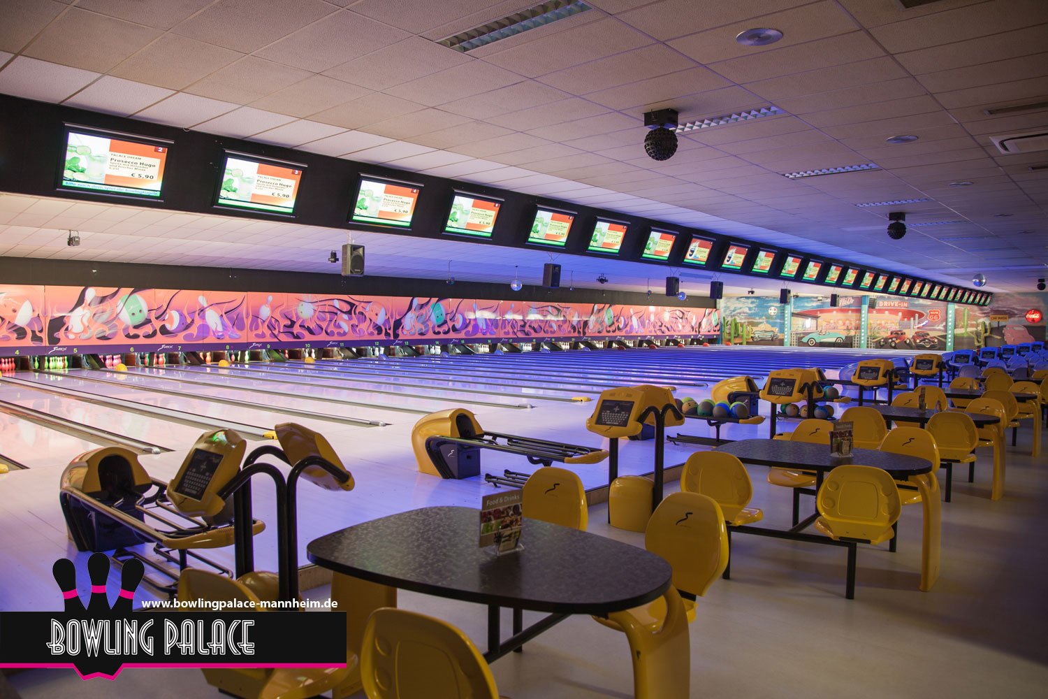 Bowling Palace | Switch®
